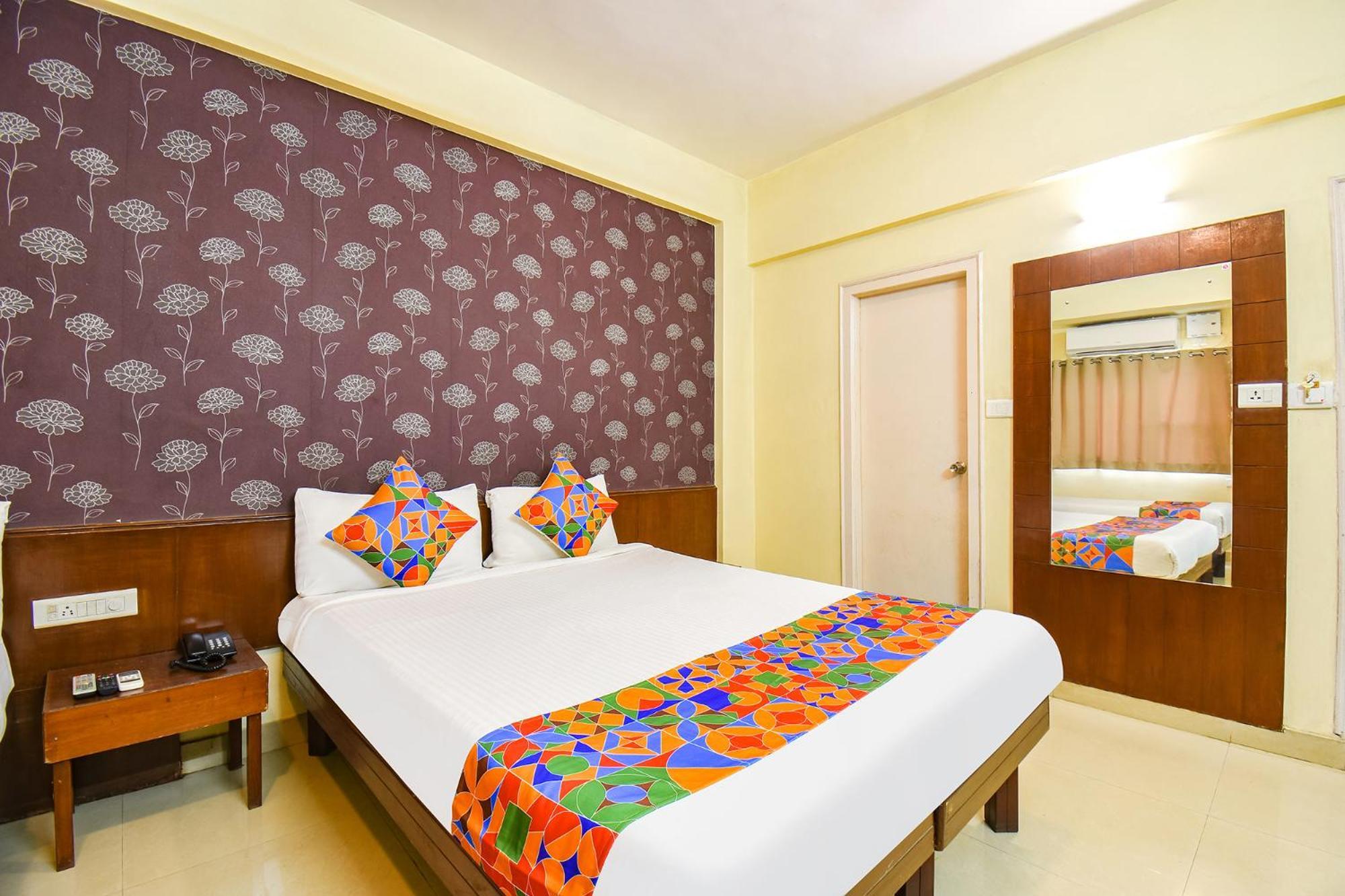 Fabhotel Prime Yash Residency - Nr Lonavala Railway Station Экстерьер фото