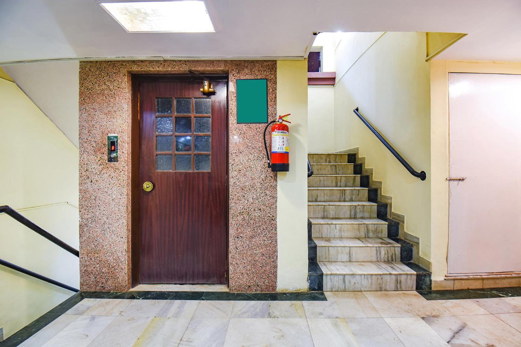 Fabhotel Prime Yash Residency - Nr Lonavala Railway Station Экстерьер фото