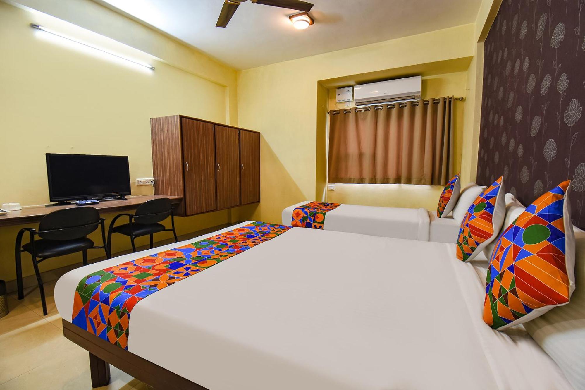 Fabhotel Prime Yash Residency - Nr Lonavala Railway Station Экстерьер фото
